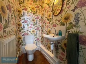 Cloakroom- click for photo gallery